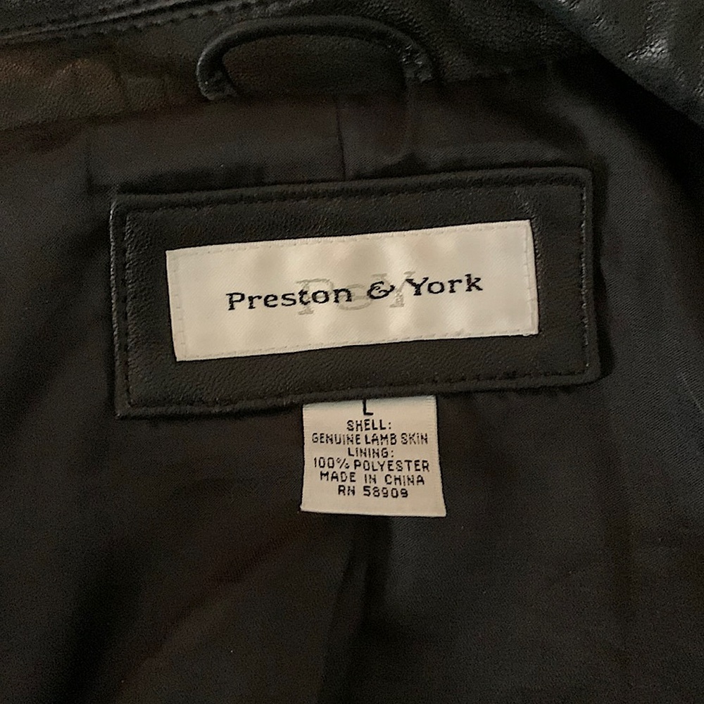 Preston & York Genuine Lamb Skin Lining